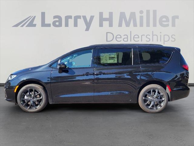 2023 Chrysler Pacifica PACIFICA LIMITED AWD