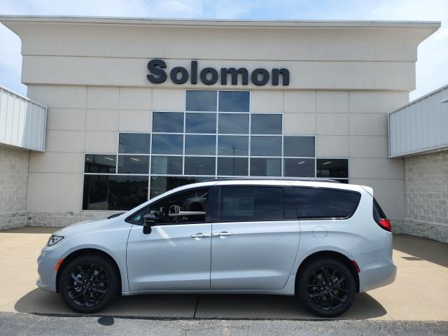 2023 Chrysler Pacifica PACIFICA LIMITED AWD