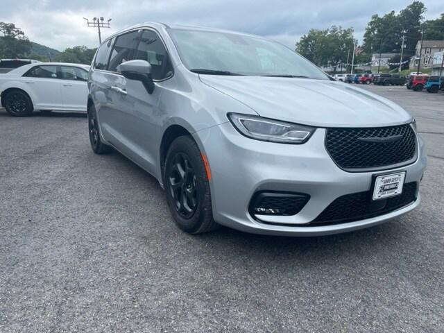 2023 Chrysler Pacifica Hybrid PACIFICA PLUG-IN HYBRID TOURING L