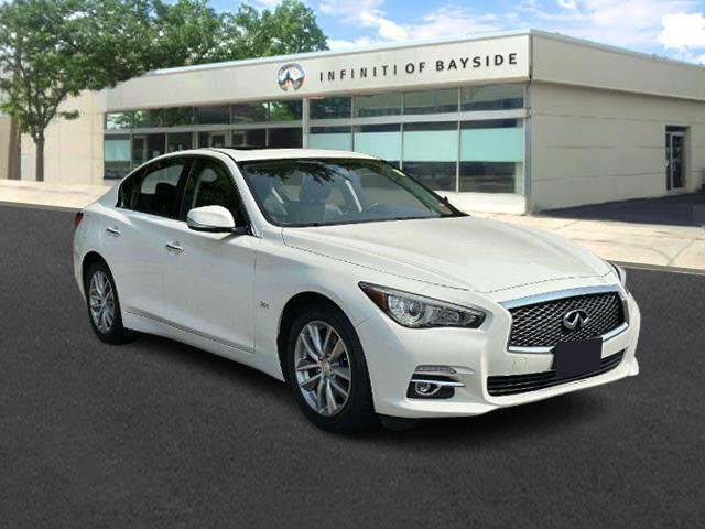 2017 INFINITI Q50 3.0t Premium [1]