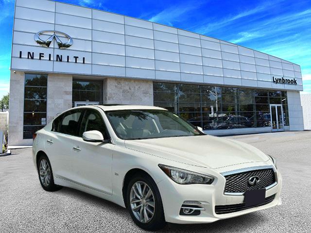 2017 INFINITI Q50 3.0t Premium [1]