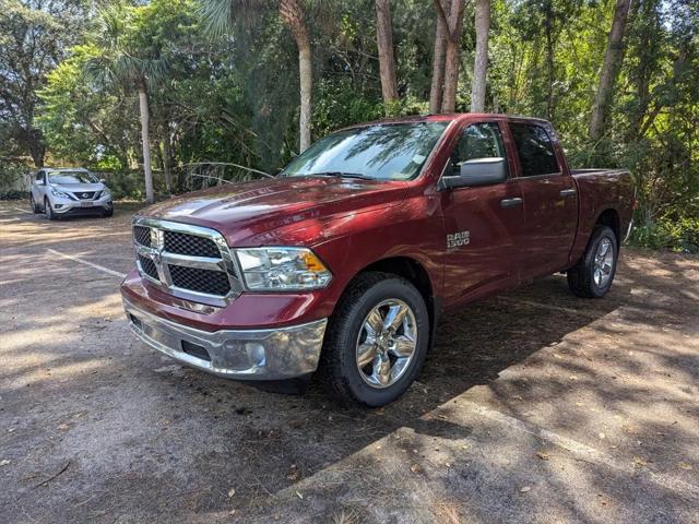 2023 RAM Ram 1500 Classic RAM 1500 CLASSIC TRADESMAN CREW CAB 4X4 57 BOX