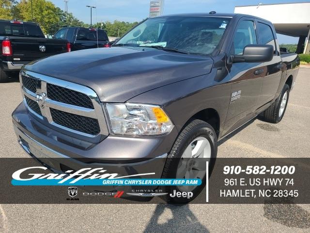 2023 RAM Ram 1500 Classic RAM 1500 CLASSIC TRADESMAN CREW CAB 4X4 57 BOX