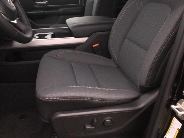 2023 RAM Ram 1500 RAM 1500 BIG HORN QUAD CAB 4X4 64 BOX