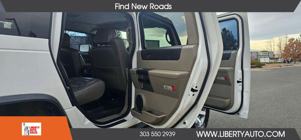2004 HUMMER H2 Sport Utility 4D