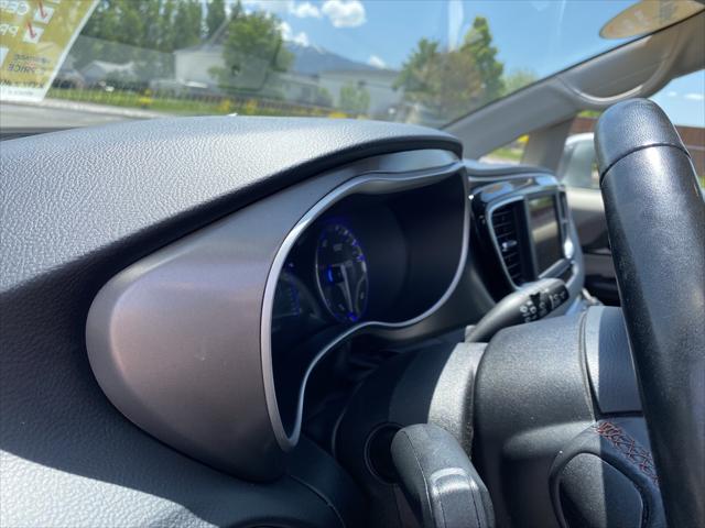 2020 Chrysler Pacifica Touring L