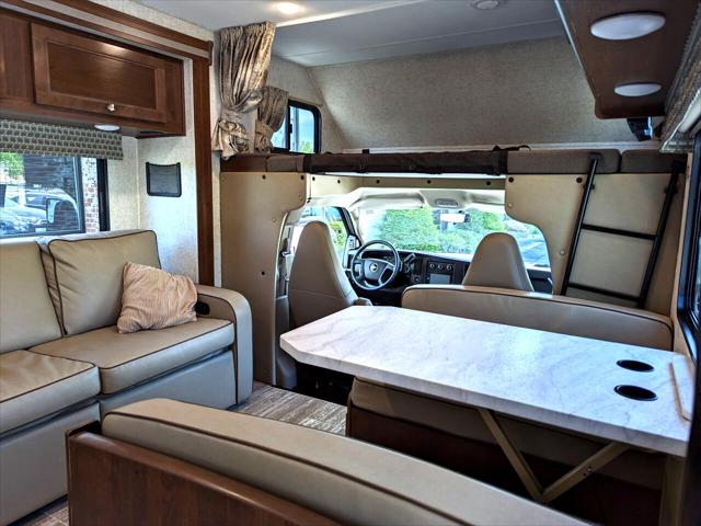2020 Chevrolet Express Cutaway 4500 Van