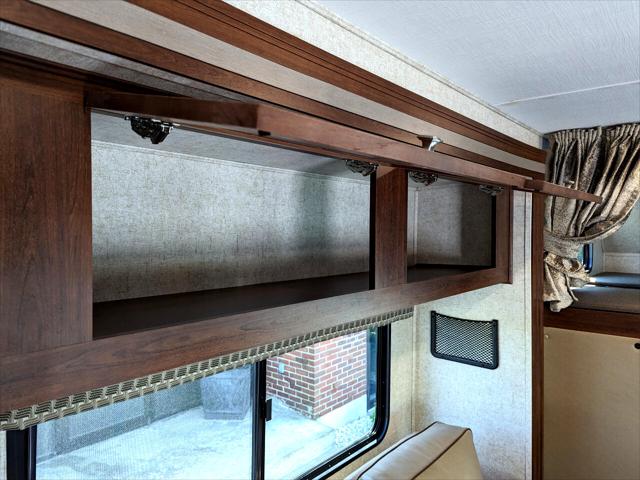 2020 Chevrolet Express Cutaway 4500 Van