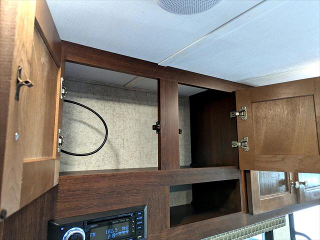 2020 Chevrolet Express Cutaway 4500 Van