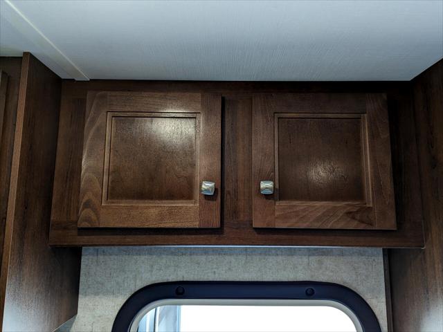 2020 Chevrolet Express Cutaway 4500 Van