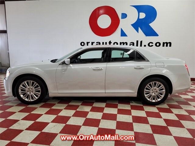 2014 Chrysler 300 Base