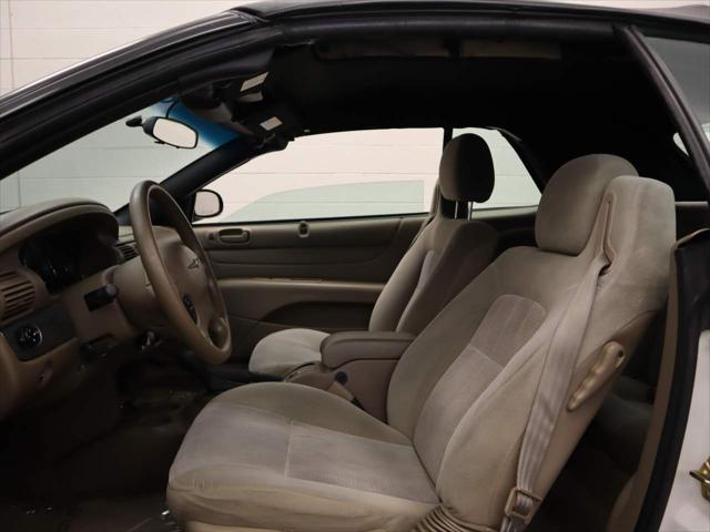 2004 Chrysler Sebring LXi