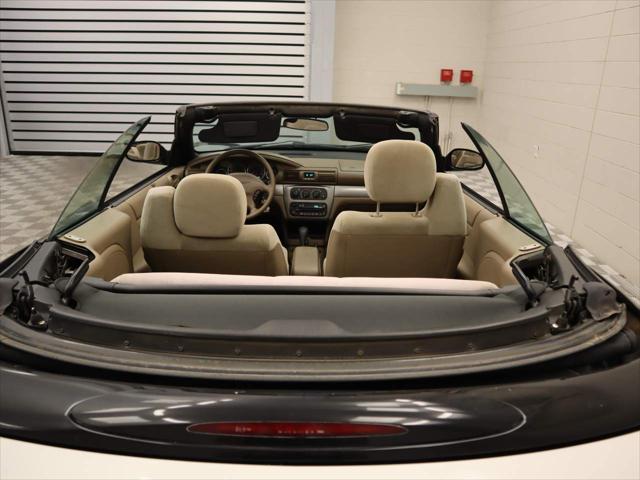 2004 Chrysler Sebring LXi