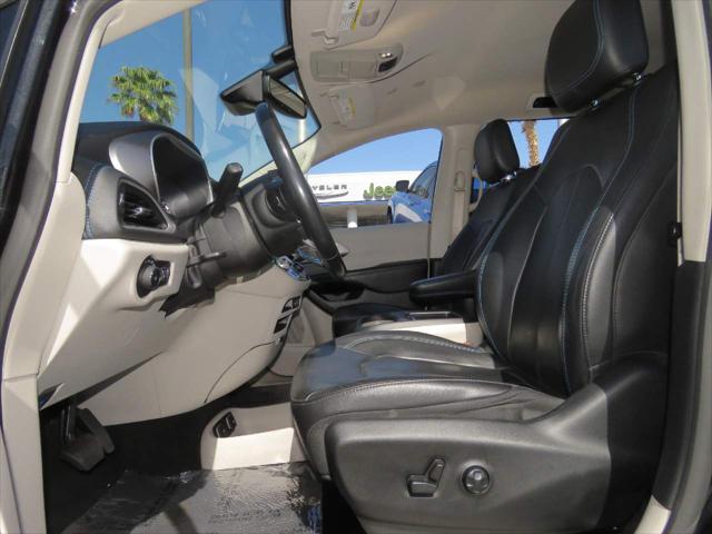 2021 Chrysler Pacifica Touring L
