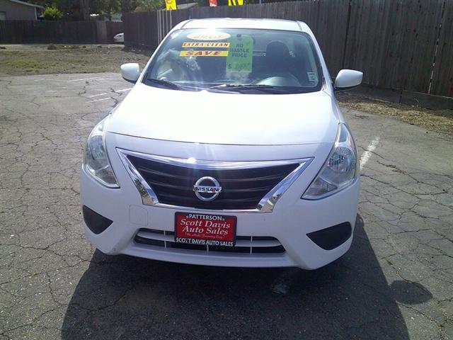 2018 Nissan Versa 1.6 SV