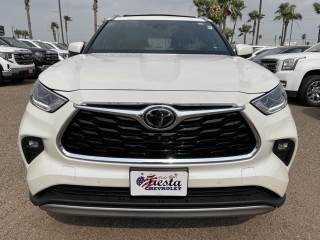 2021 Toyota Highlander Platinum 2021 Toyota Highlander Platinum