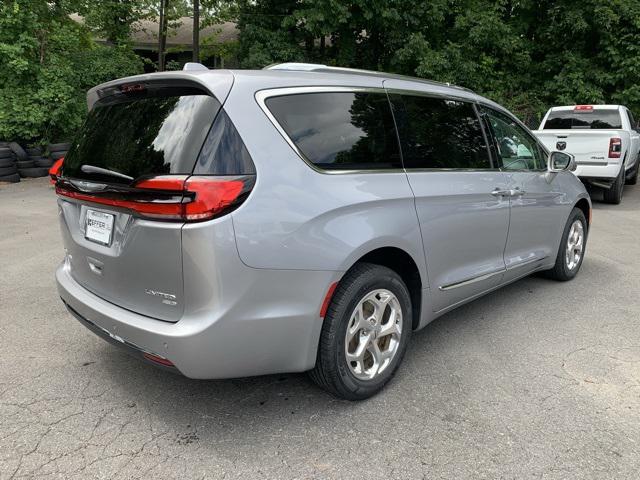 2021 Chrysler Pacifica Limited AWD