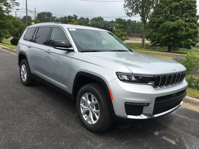 2023 Jeep Grand Cherokee GRAND CHEROKEE L LIMITED 4X4