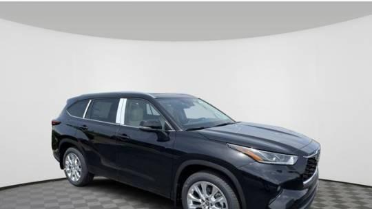 2023 Toyota Highlander Limited for sale in Clarksville, IN