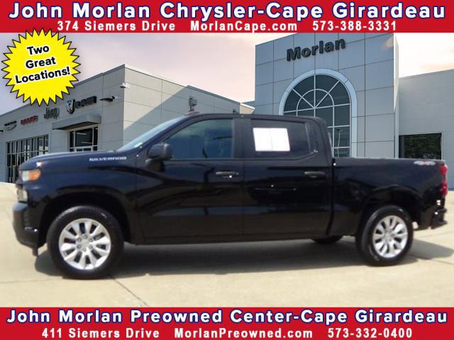 2021 Chevrolet Silverado 1500 4WD Crew Cab Short Bed Custom