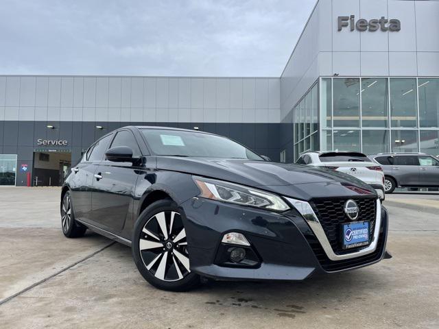 2022 Nissan Altima SL FWD