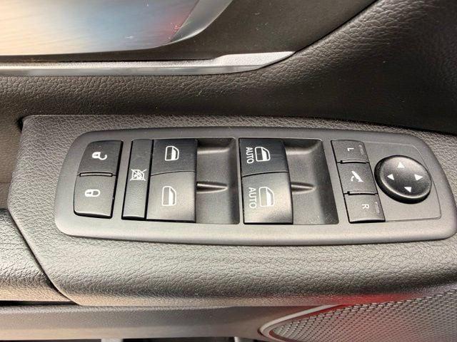 2019 Ram 1500 Big Horn/Lone Star Crew Cab 4x4 57 Box