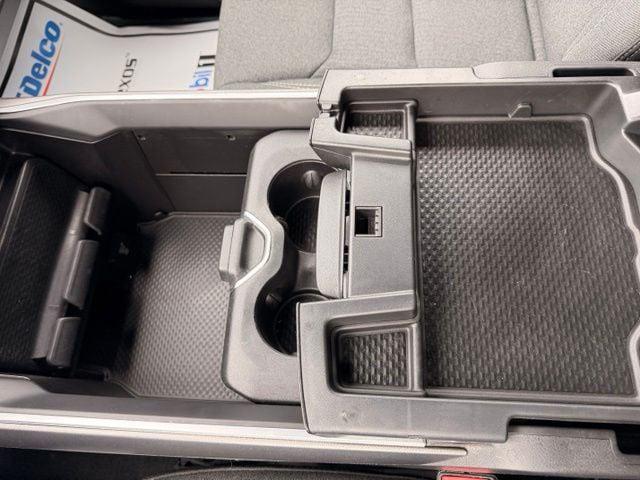 2019 Ram 1500 Big Horn/Lone Star Crew Cab 4x4 57 Box