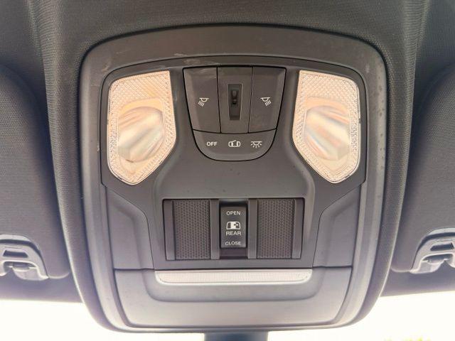 2019 Ram 1500 Big Horn/Lone Star Crew Cab 4x4 57 Box
