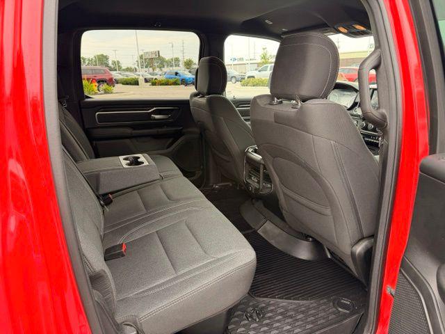 2019 Ram 1500 Big Horn/Lone Star Crew Cab 4x4 57 Box
