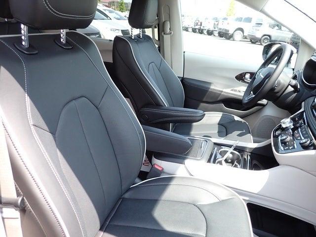 2023 Chrysler Pacifica PACIFICA LIMITED AWD