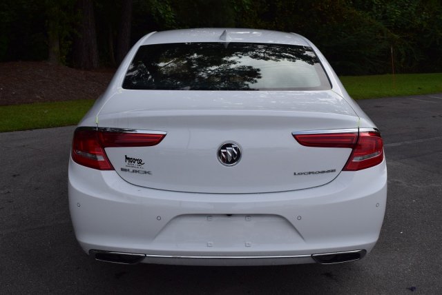 2017 Buick LaCrosse Essence