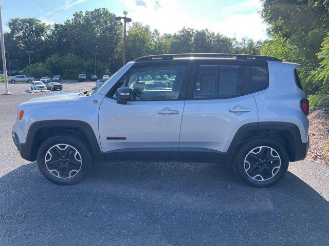 2016 Jeep Renegade Trailhawk