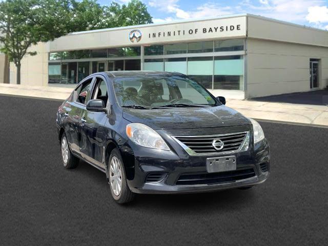 2014 Nissan Versa 1.6 SV [0]
