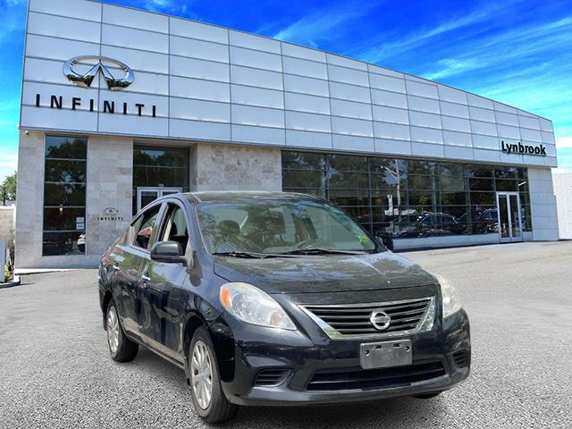 2014 Nissan Versa 1.6 SV [0]