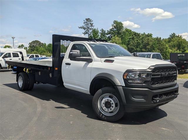 2023 RAM Ram 5500 Chassis Cab RAM 5500 TRADESMAN CHASSIS REGULAR CAB 4X2 120 CA