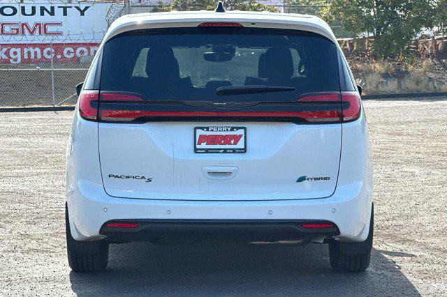 2023 Chrysler Pacifica Hybrid Limited