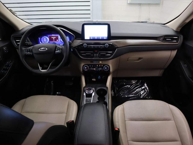 2020 Ford Escape Titanium Hybrid