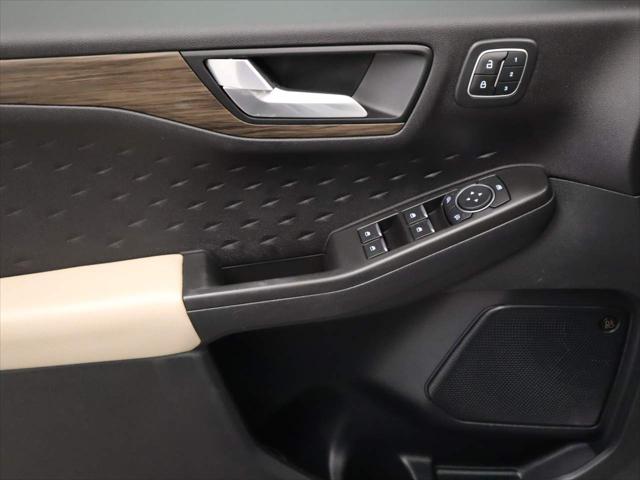 2020 Ford Escape Titanium Hybrid