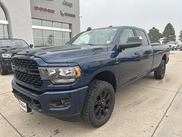2022 RAM 3500 Big Horn Crew Cab 4x4 8 Box