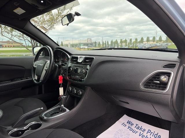 2014 Chrysler 200 Touring