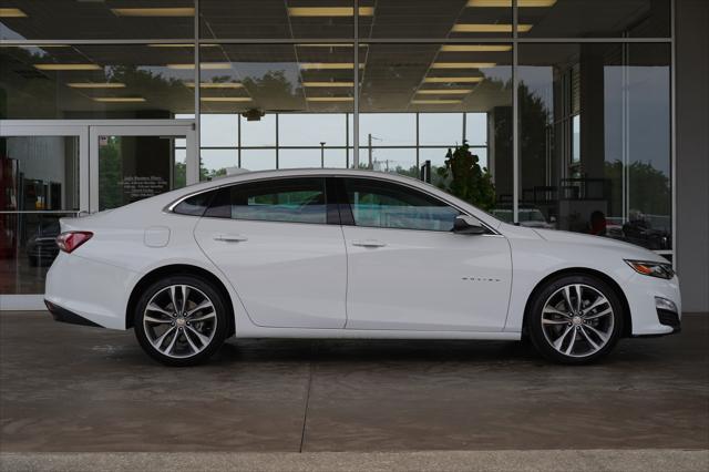 2022 Chevrolet Malibu FWD LT