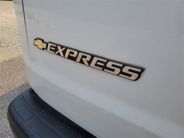 2020 Chevrolet Express Cargo Van RWD 2500 Regular Wheelbase WT