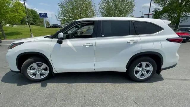 2021 Toyota Highlander LE