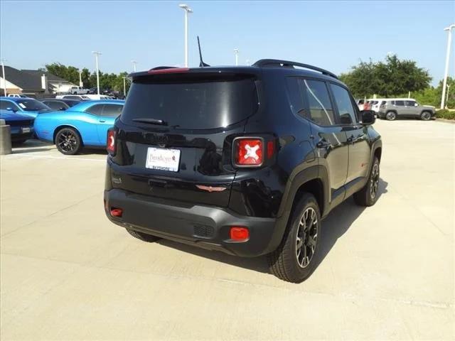 2023 Jeep Renegade RENEGADE TRAILHAWK 4X4