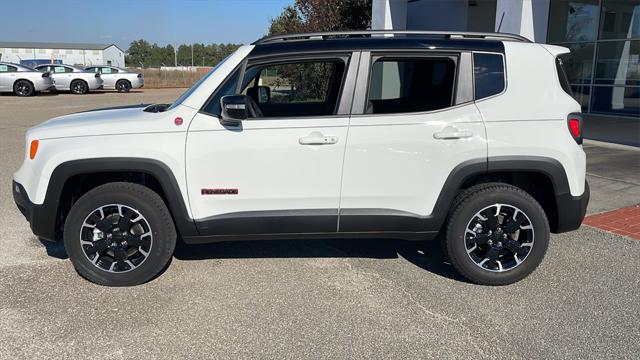 2023 Jeep Renegade RENEGADE TRAILHAWK 4X4