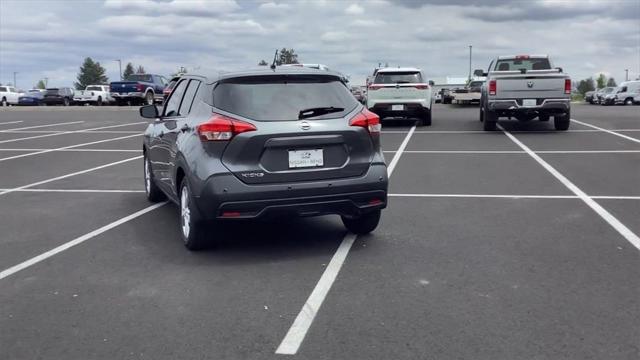 2020 Nissan Kicks S Xtronic CVT
