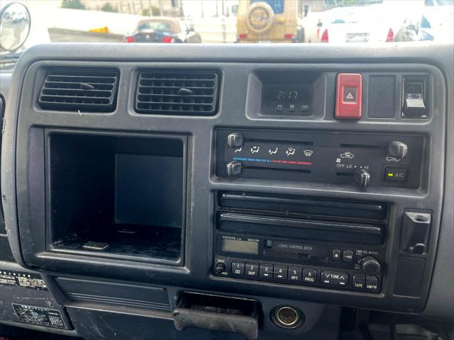 1997 Toyota Toyoace S Truck