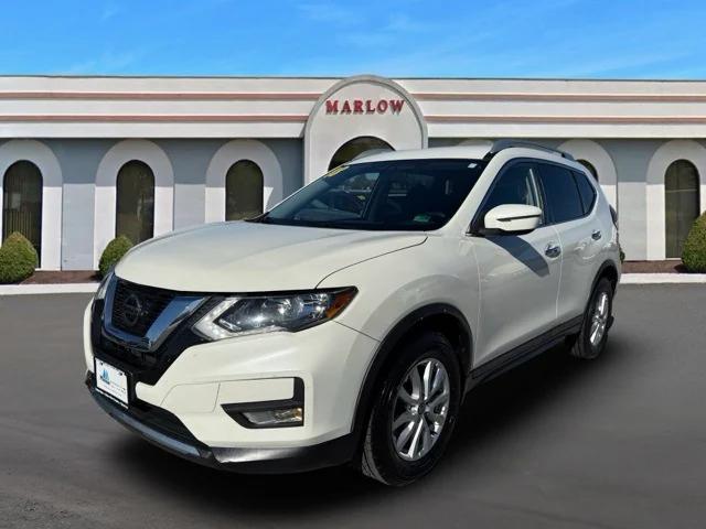 2018 Nissan Rogue SV 2018 Nissan Rogue SV