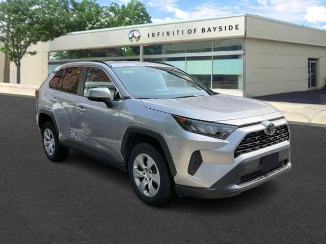 2019 Toyota RAV4 LE [2]