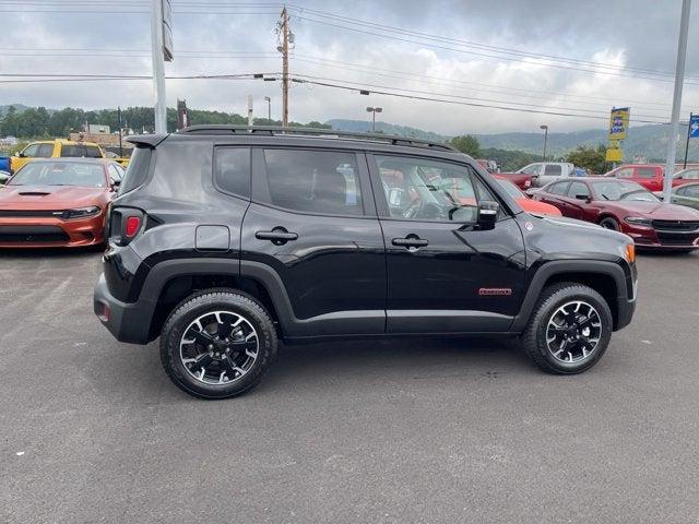 2023 Jeep Renegade RENEGADE TRAILHAWK 4X4
